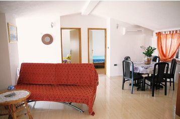 Croatia Privát Nedešćina, Exterior